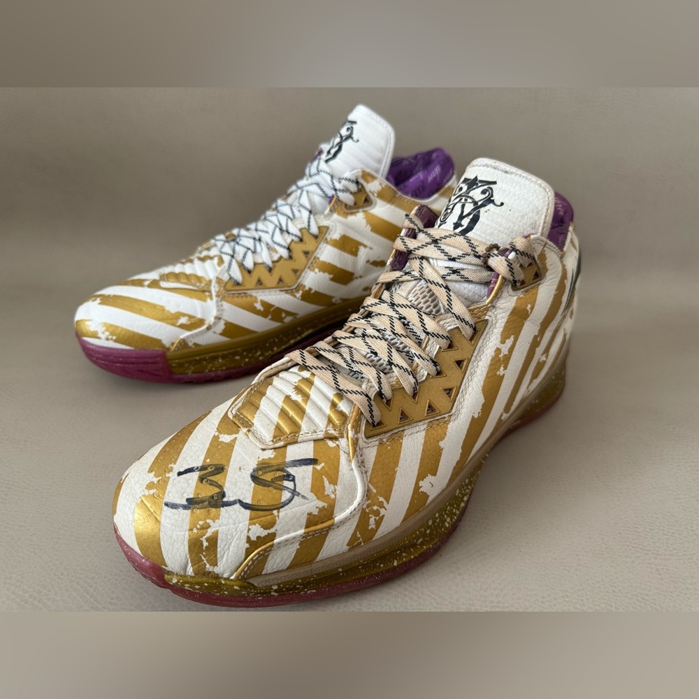Signed By Wade Li-Ning Way Of Wade 2 “Dynasty” - image 1